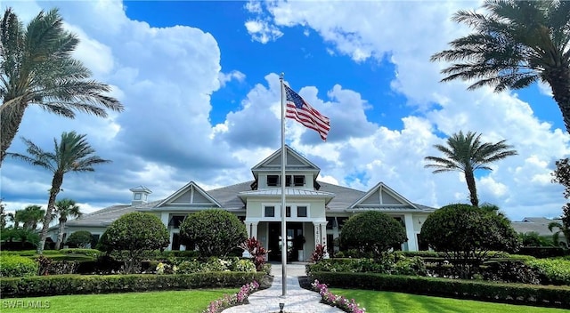 view of building exterior