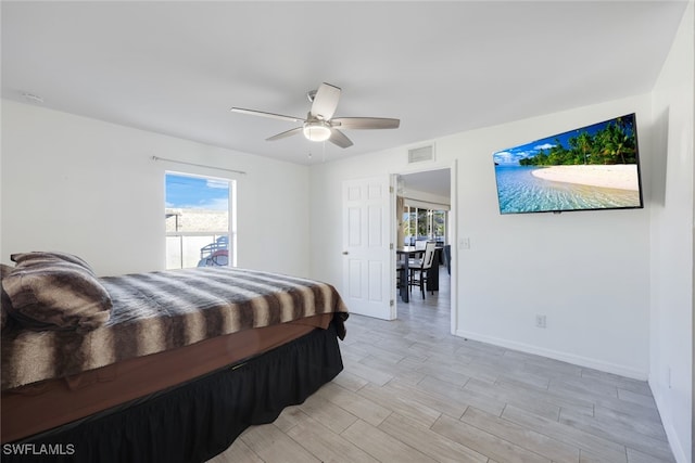 bedroom with ceiling fan