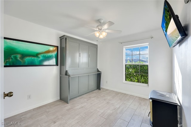 unfurnished bedroom with ceiling fan