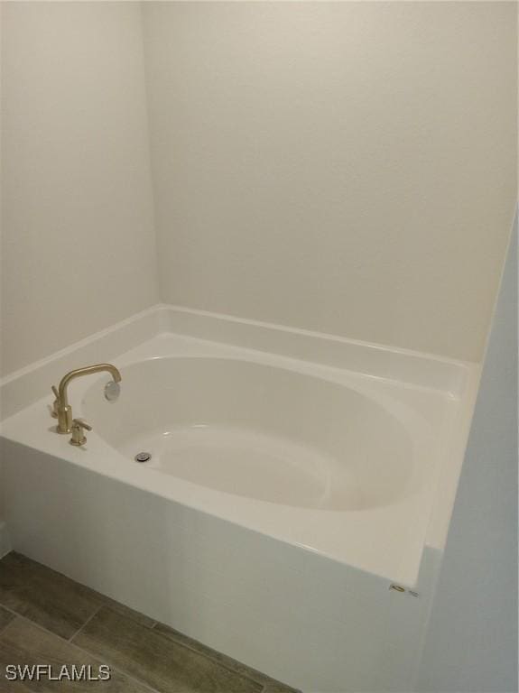 bathroom with a bathtub