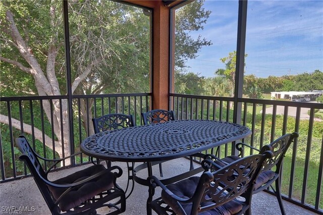 view of sunroom / solarium