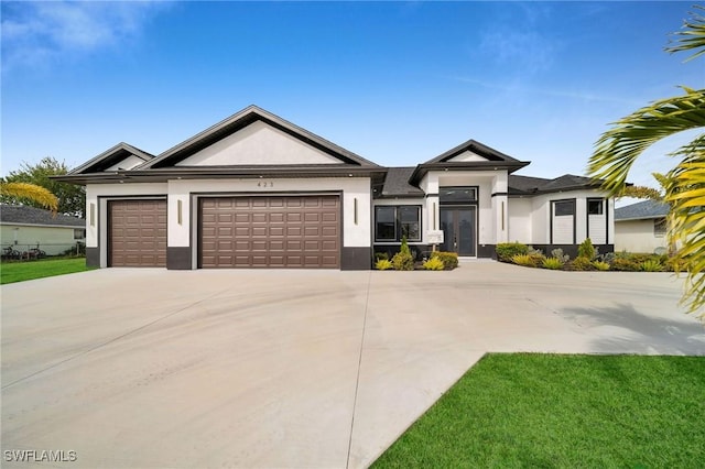 view of front of house featuring a garage