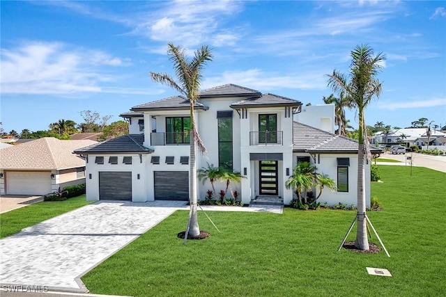 view of front of property featuring a front lawn and a balcony