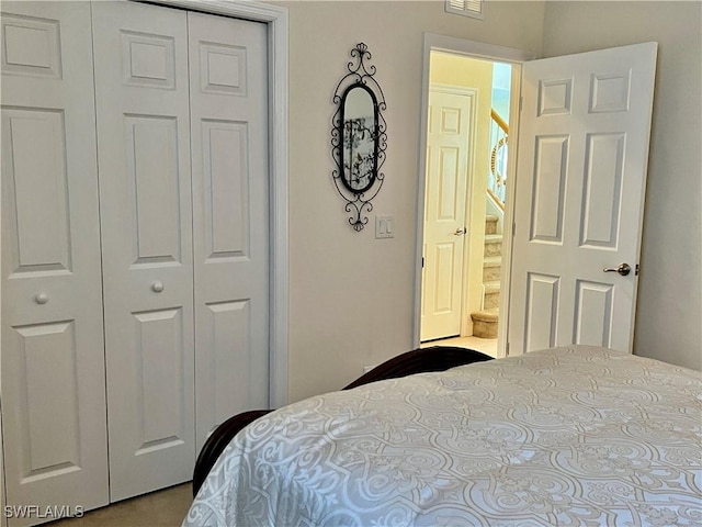 bedroom featuring a closet