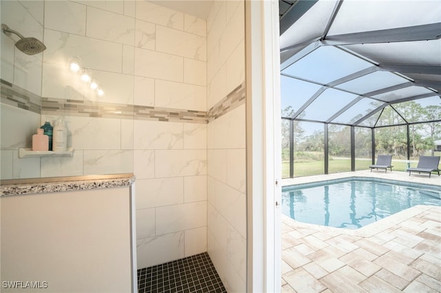 5435 Montego Ln, Port Charlotte, FL 33981 - outdoor pool featuring a patio and a lanai