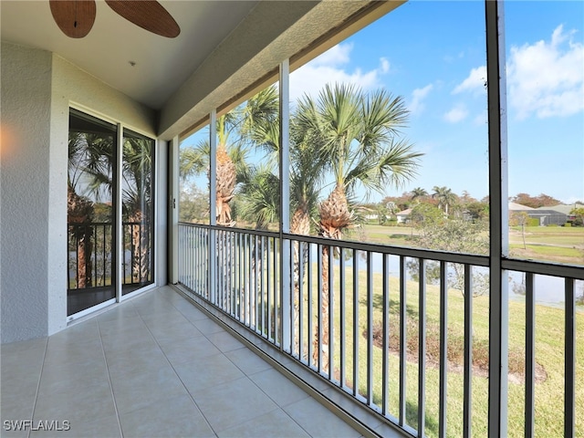 balcony with ceiling fan