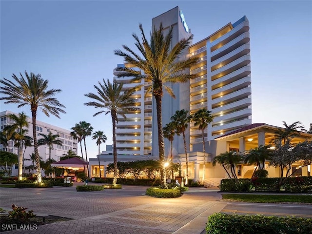 9811 Gulf Shore Dr Unit 301, Naples, FL 34108 - view of building exterior