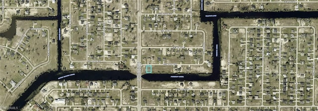 Listing photo 2 for 2320 NW 25th Ter, Cape Coral FL 33993