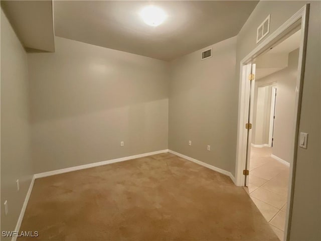 view of carpeted spare room