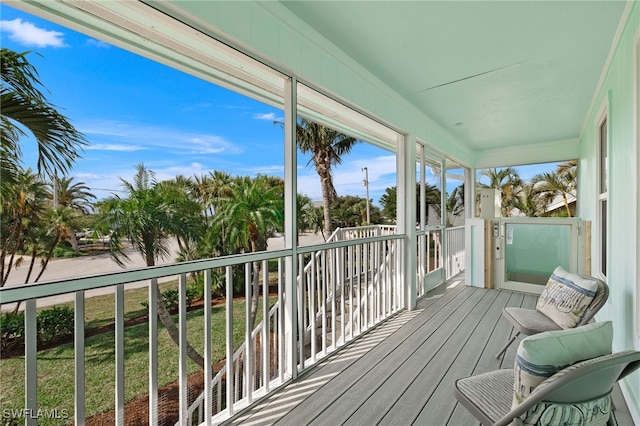 view of sunroom / solarium