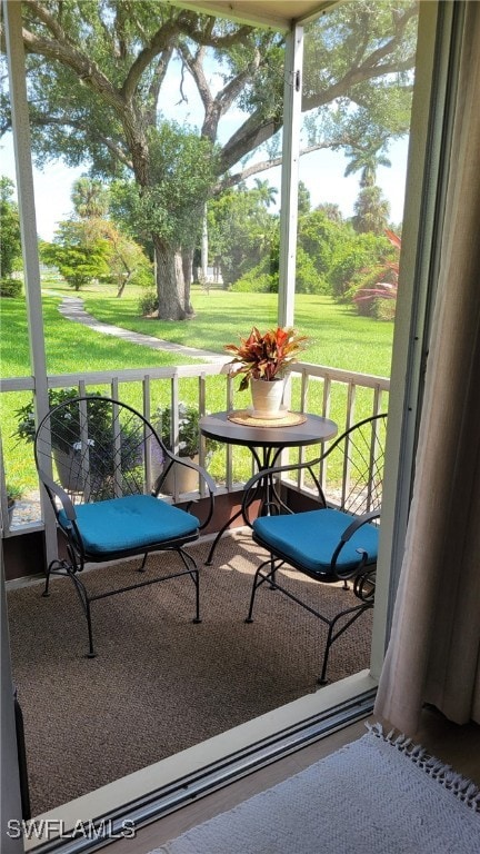 view of sunroom / solarium