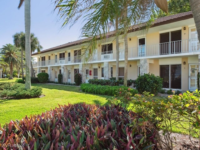 view of building exterior