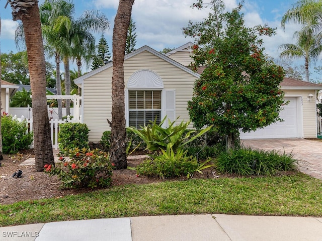 view of front of home featuring a garage