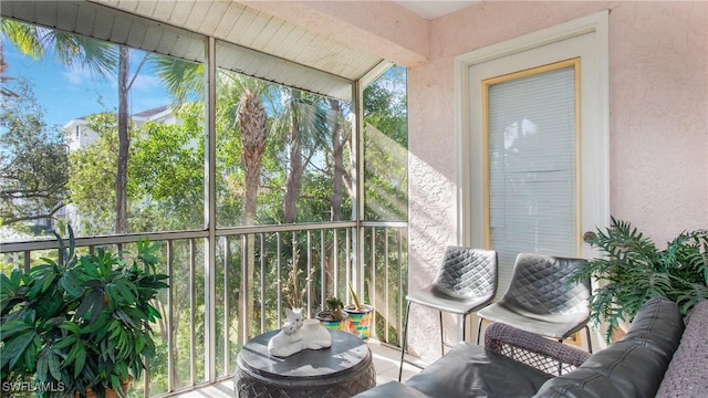 view of sunroom / solarium