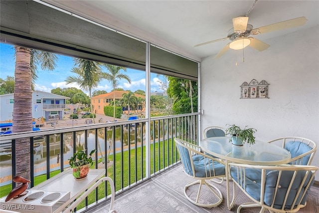 balcony with ceiling fan