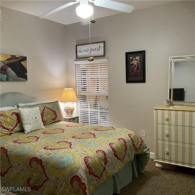 bedroom with ceiling fan