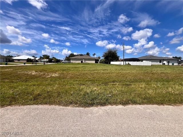 Listing photo 3 for 1401 SW 13th Ter, Cape Coral FL 33991