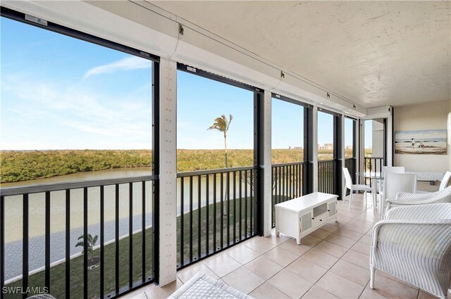 view of sunroom / solarium