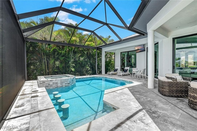 view of swimming pool featuring an outdoor living space, an in ground hot tub, glass enclosure, and a patio area