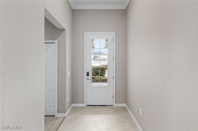 entryway with crown molding