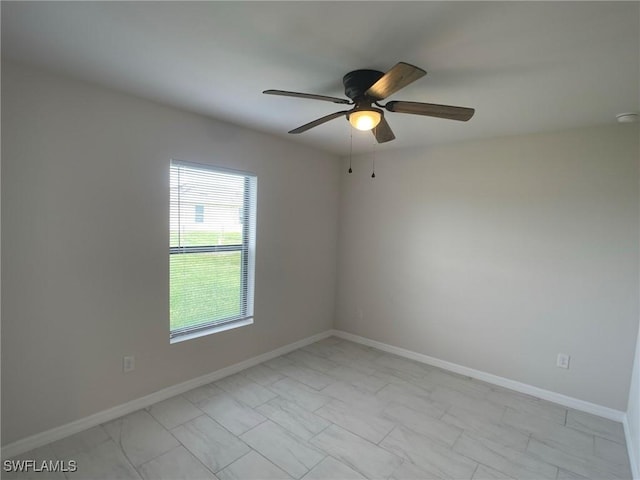 empty room with ceiling fan