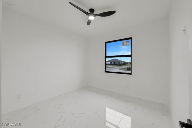 empty room featuring ceiling fan