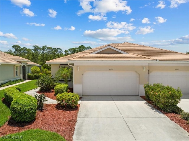 view of front of house with a garage