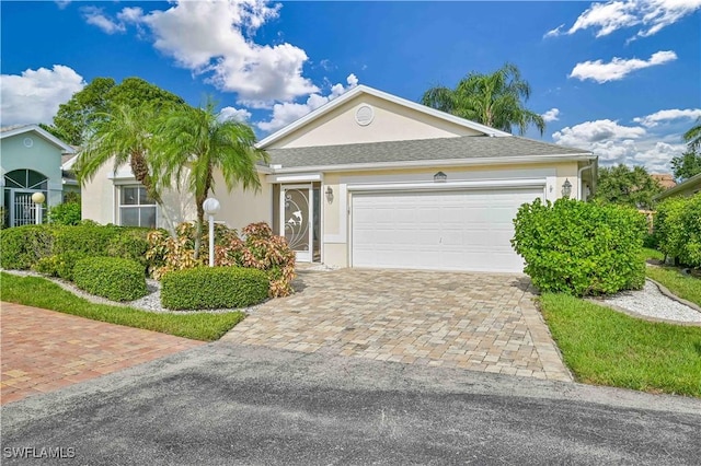 15126 Palm Isle Dr, Fort Myers FL, 33919, 3 bedrooms, 2 baths house for sale