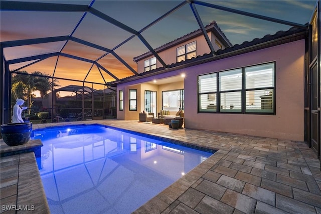 8750 Cavano St E, Naples, FL 34119 - swimming pool with a patio area, an outdoor hangout area, and a lanai