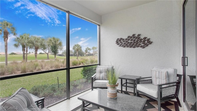 view of sunroom / solarium