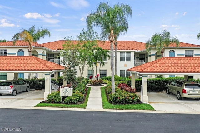 view of mediterranean / spanish-style home