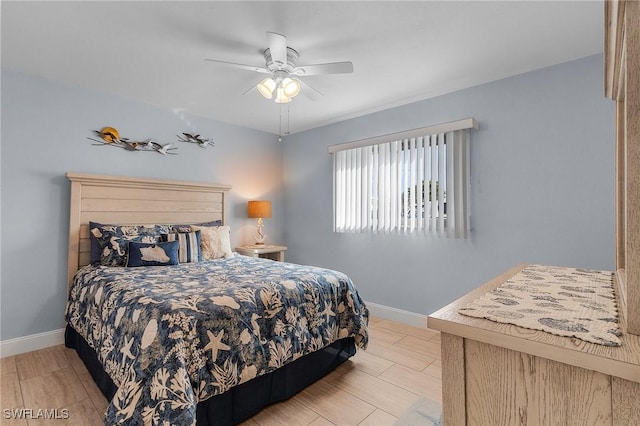 bedroom with ceiling fan