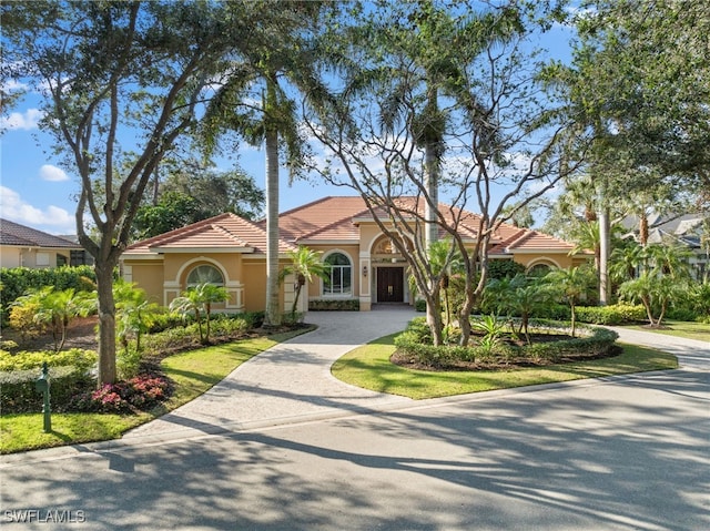 view of mediterranean / spanish-style home