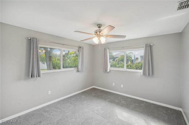 empty room with ceiling fan