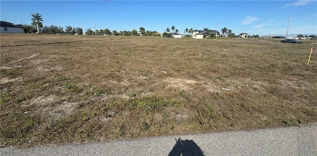 Listing photo 2 for 1305 Tropicana Pkwy W, Cape Coral FL 33993