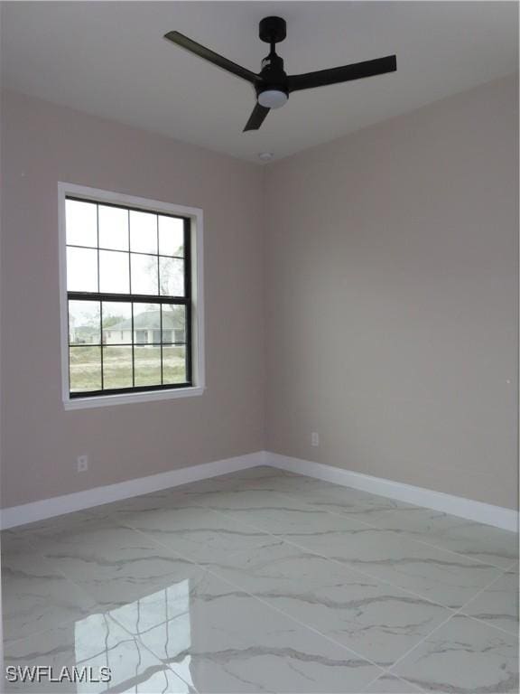 empty room with ceiling fan