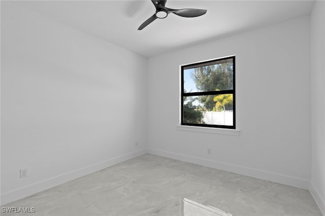 unfurnished room featuring ceiling fan