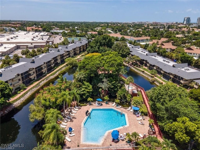 bird's eye view with a water view