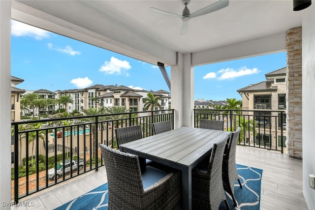 balcony featuring ceiling fan