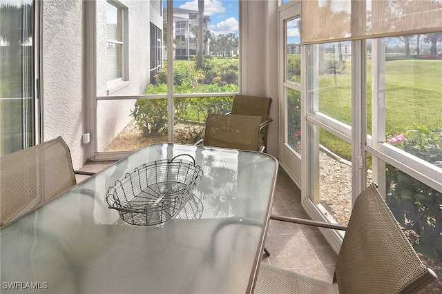 view of sunroom / solarium