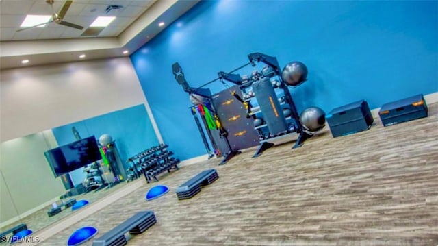 exercise area with a drop ceiling