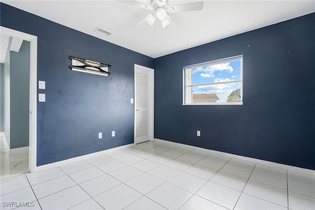 unfurnished room featuring ceiling fan