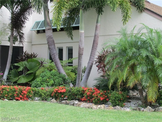 view of home's exterior