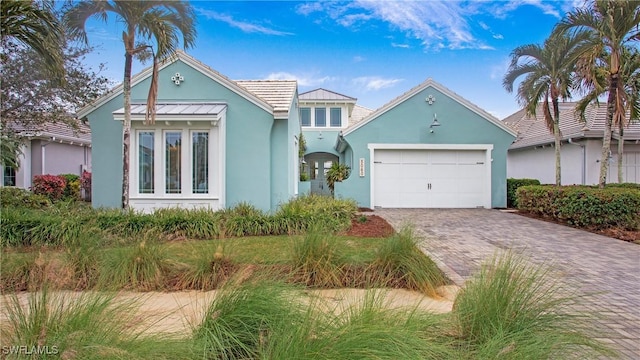 view of front of house featuring a garage