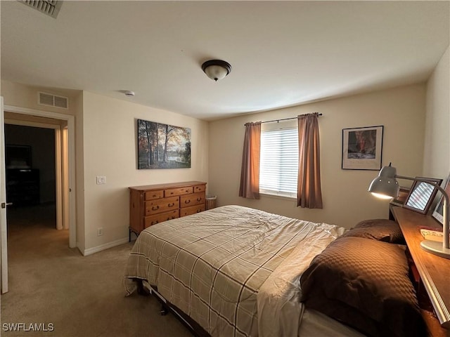 bedroom featuring carpet floors