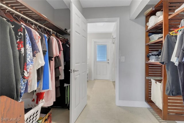 view of spacious closet