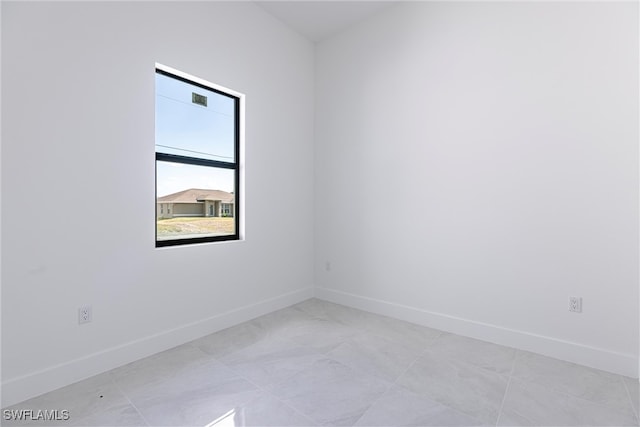 3005 28th St SW, Lehigh Acres, FL 33976 - unfurnished room featuring baseboards