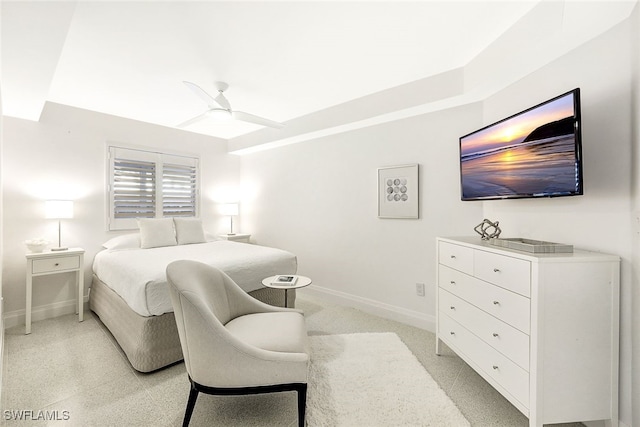 bedroom with ceiling fan