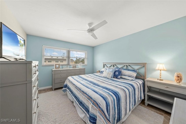 bedroom with ceiling fan