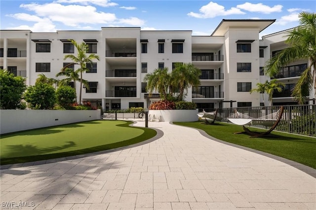 1115 Central Ave Unit 457, Naples, FL 34102 - view of property's community featuring fence